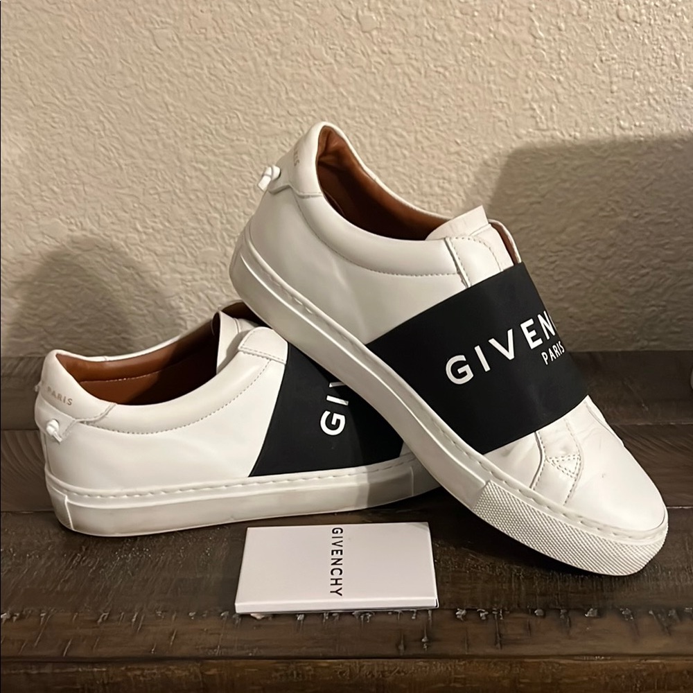 Givenchy White and Black Minimalist Sneakers